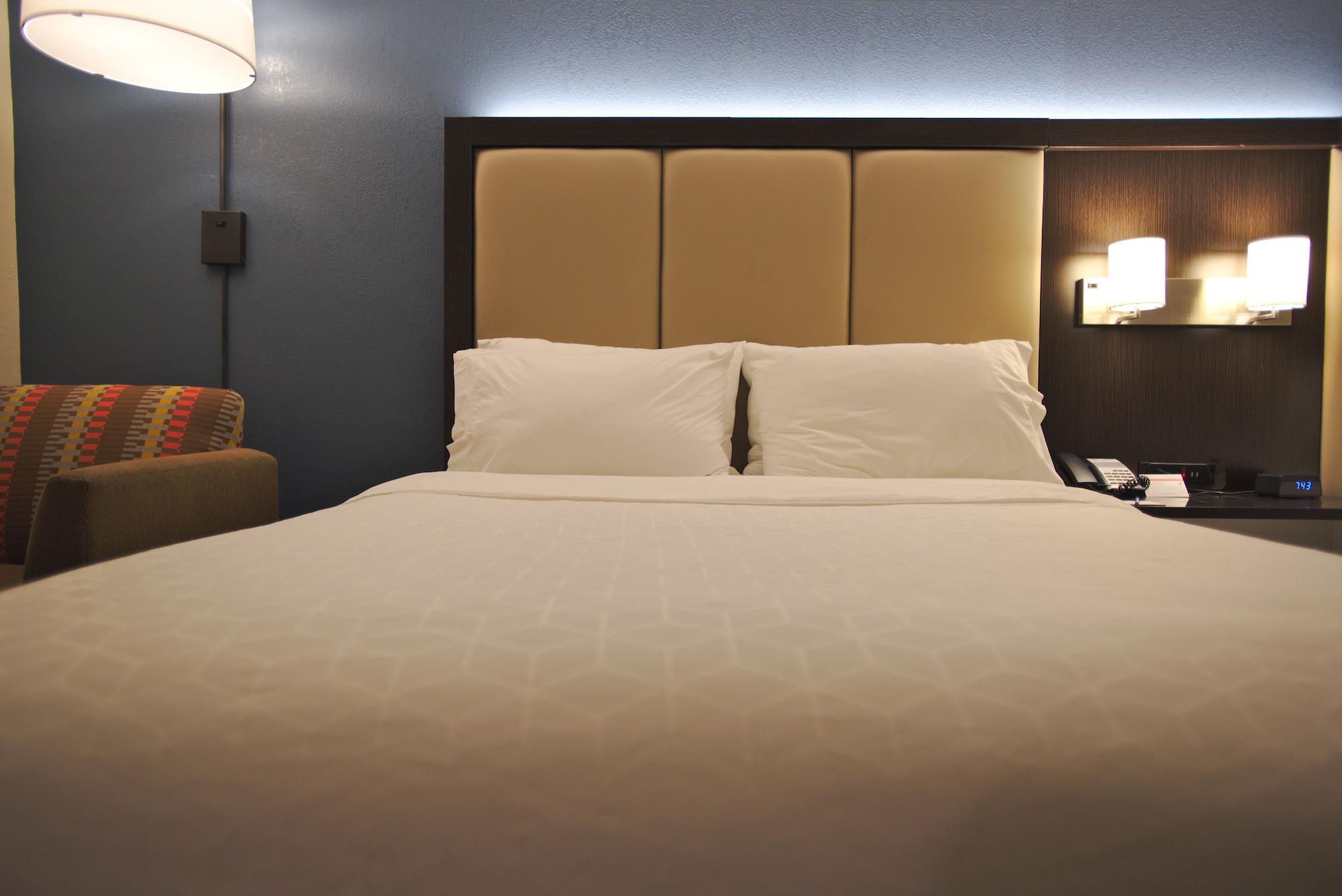 Holiday Inn Express Anderson I-85 - Exit 27- Highway 81 By Ihg Exterior foto